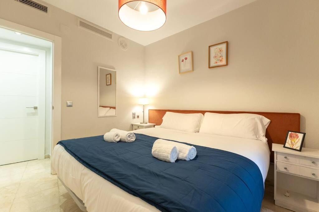 Pajaritos Center Suite By Valcambre Sevilla Exterior foto